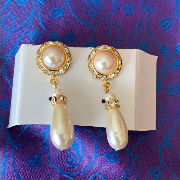 Necklace and earring set - Picture 3 of 7